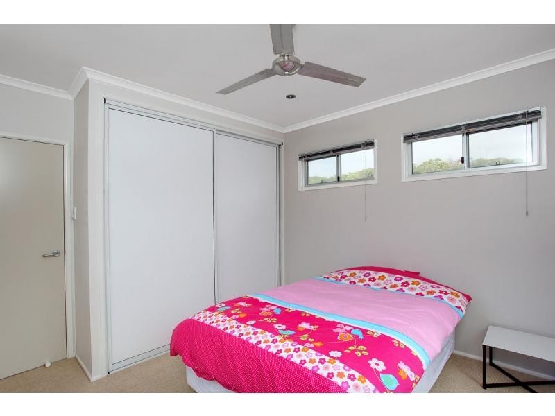 2/2 Coora Court, Rainbow Beach QLD 4581