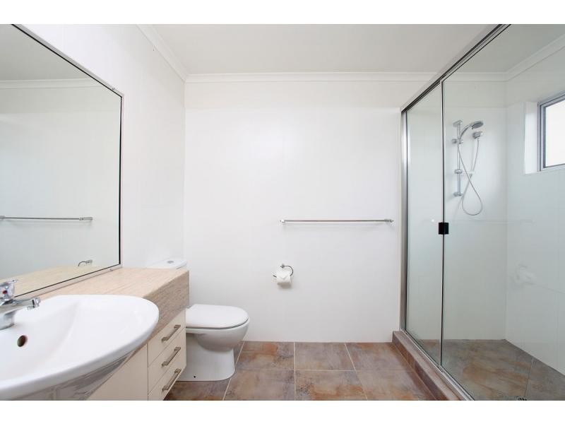 2/2 Coora Court, Rainbow Beach QLD 4581