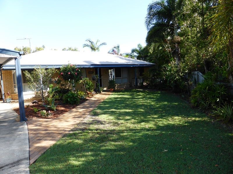 5 Hakea Place, Rainbow Beach QLD 4581