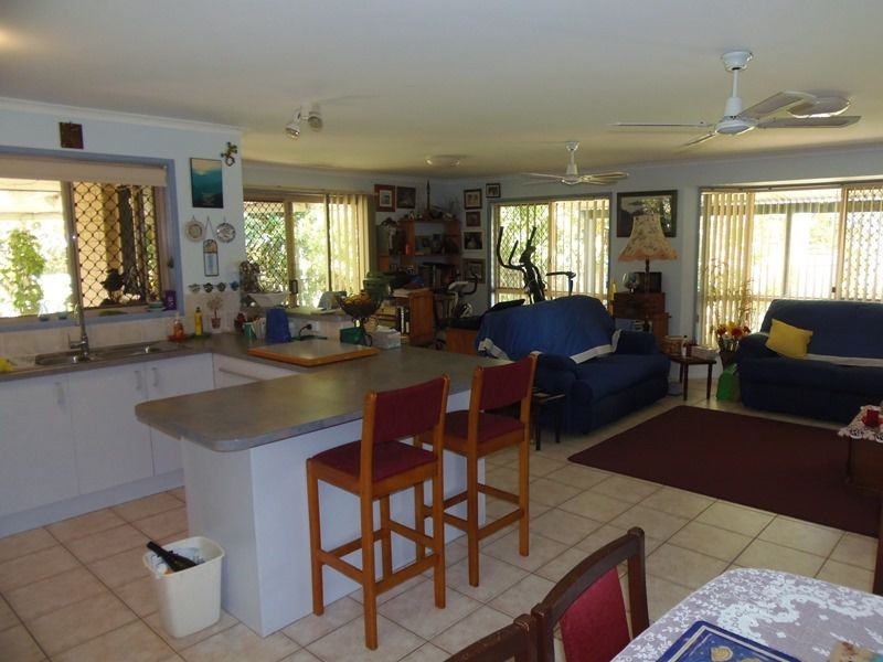 5 Hakea Place, Rainbow Beach QLD 4581