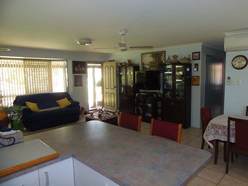 5 Hakea Place, Rainbow Beach QLD 4581