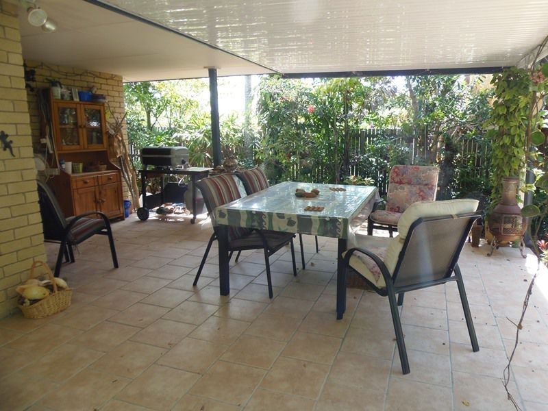 5 Hakea Place, Rainbow Beach QLD 4581