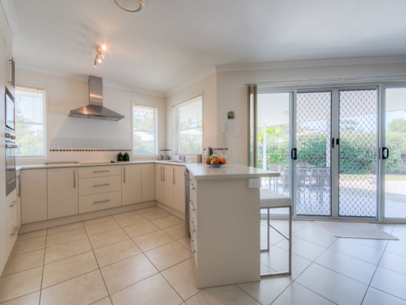 3 Lomandra Avenue, Cooloola Cove QLD 4580