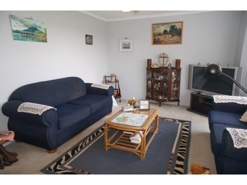 8 Canberra Avenue, Cooloola Cove QLD 4580