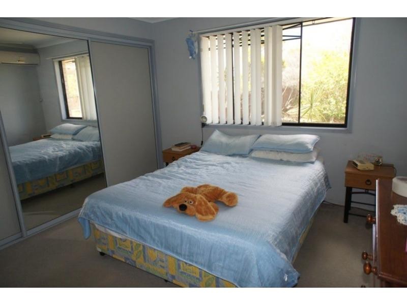 8 Canberra Avenue, Cooloola Cove QLD 4580