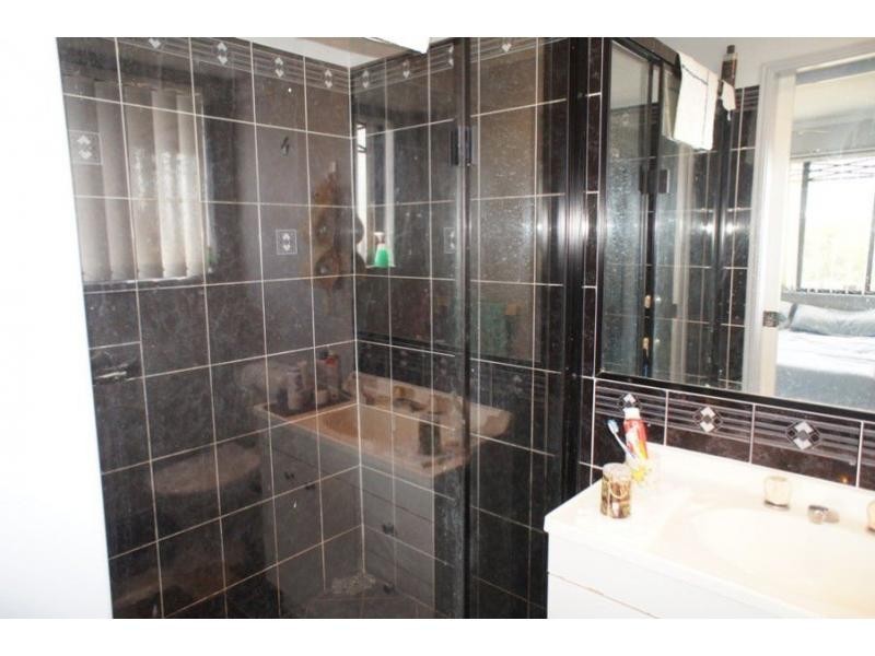 8 Canberra Avenue, Cooloola Cove QLD 4580