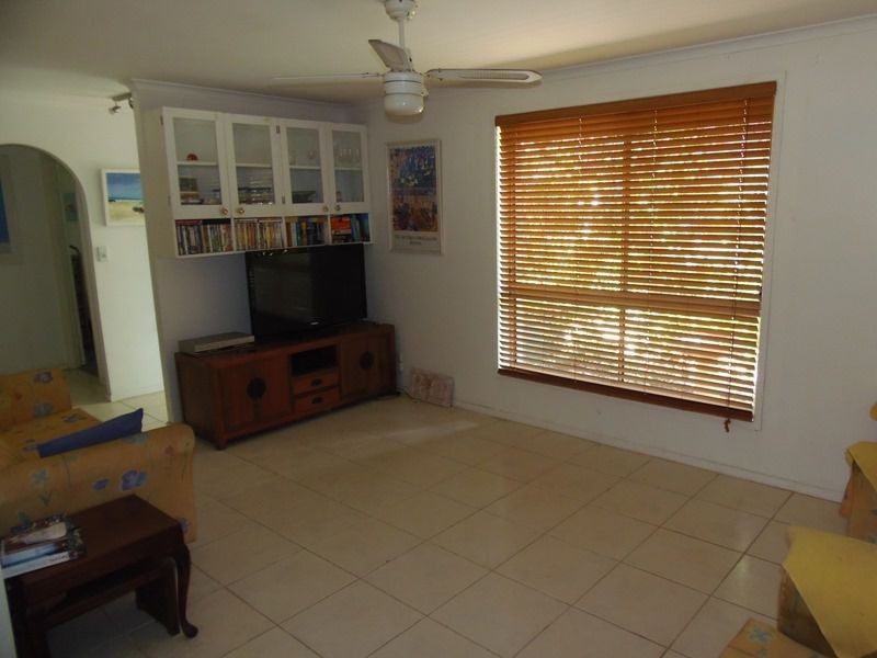 23 Bomburra Court, Rainbow Beach QLD 4581