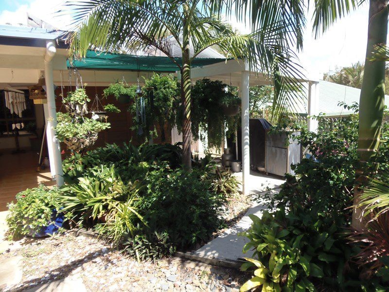 23 Bomburra Court, Rainbow Beach QLD 4581