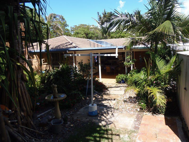 23 Bomburra Court, Rainbow Beach QLD 4581