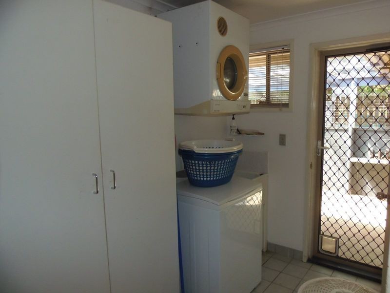 23 Bomburra Court, Rainbow Beach QLD 4581