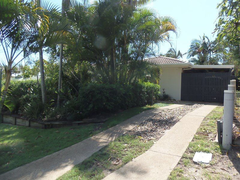 23 Bomburra Court, Rainbow Beach QLD 4581