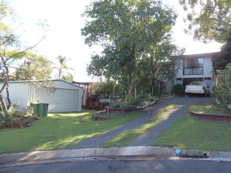 27 Bomburra Court, Rainbow Beach QLD 4581