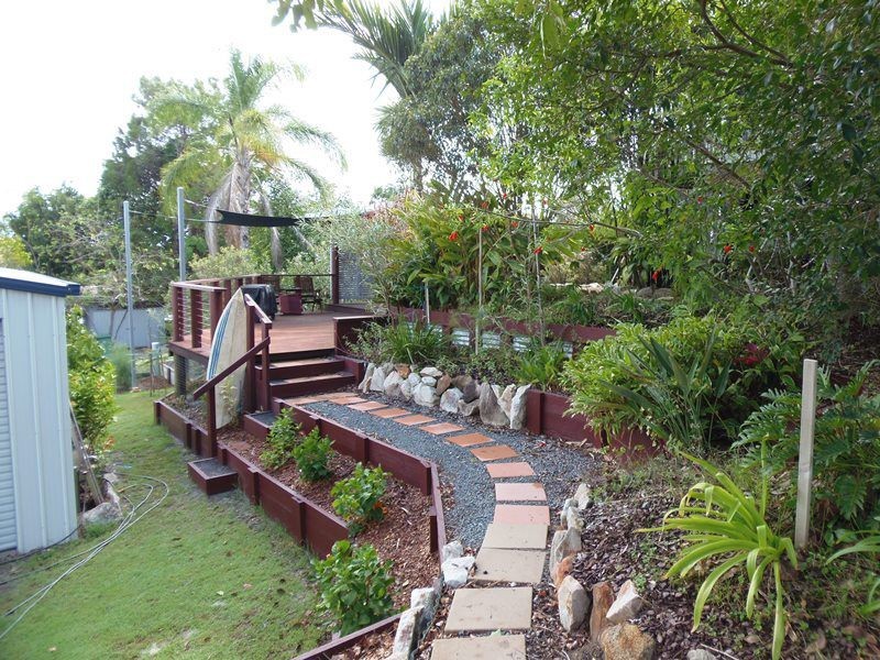 27 Bomburra Court, Rainbow Beach QLD 4581