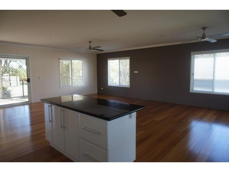 6 Renown Court, Cooloola Cove QLD 4580