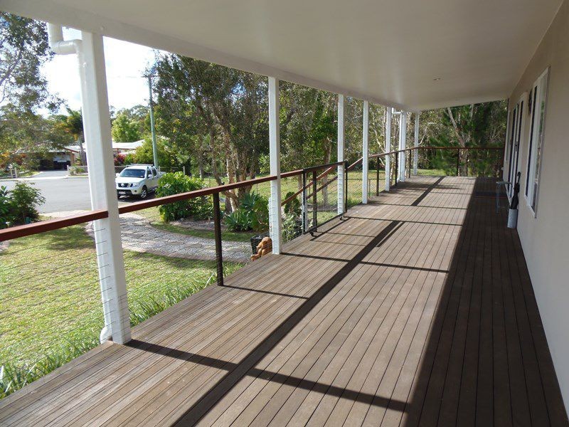 6 Renown Court, Cooloola Cove QLD 4580