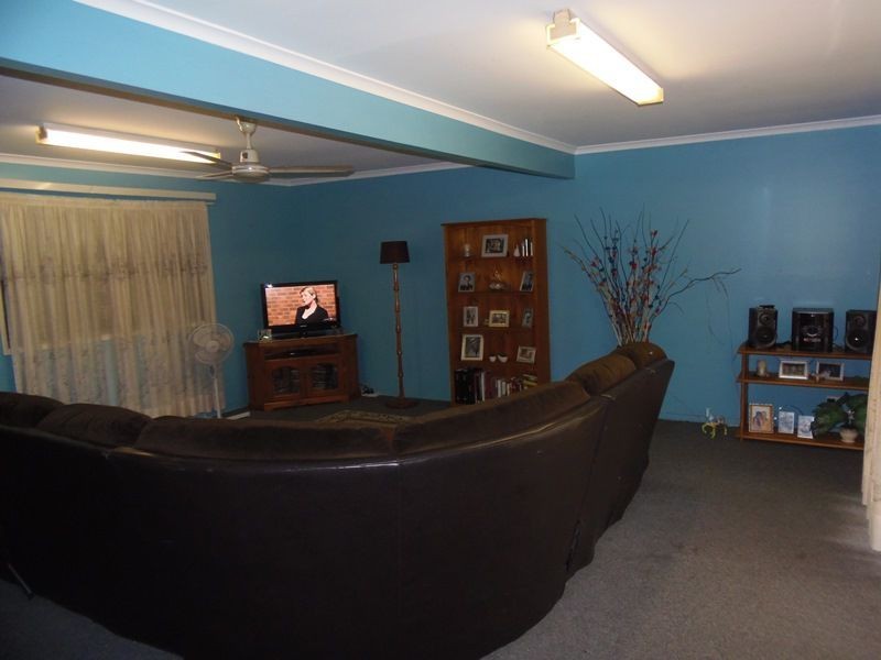 22 Rumbalara Avenue, Rainbow Beach QLD 4581