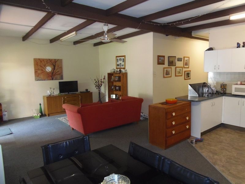 22 Rumbalara Avenue, Rainbow Beach QLD 4581
