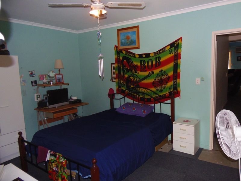 22 Rumbalara Avenue, Rainbow Beach QLD 4581