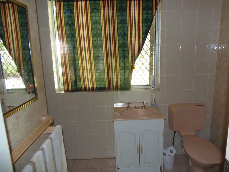 22 Rumbalara Avenue, Rainbow Beach QLD 4581