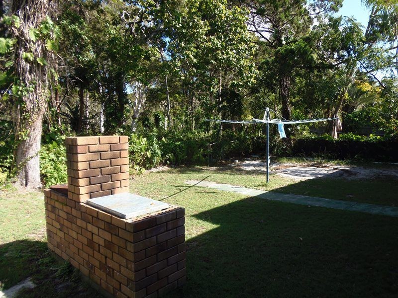 22 Rumbalara Avenue, Rainbow Beach QLD 4581