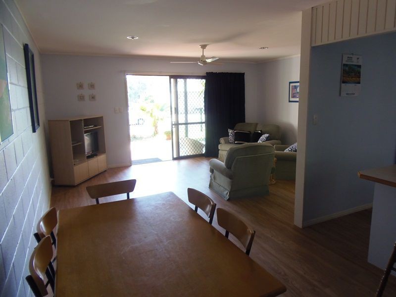 1 and 2/2 Larapinta Court, Rainbow Beach QLD 4581