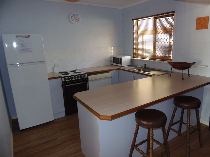 1 and 2/2 Larapinta Court, Rainbow Beach QLD 4581