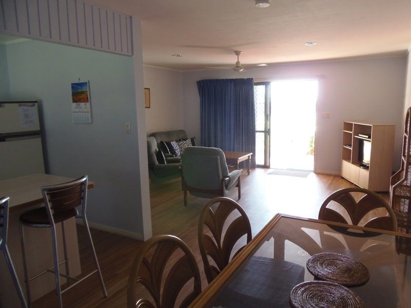 1 and 2/2 Larapinta Court, Rainbow Beach QLD 4581