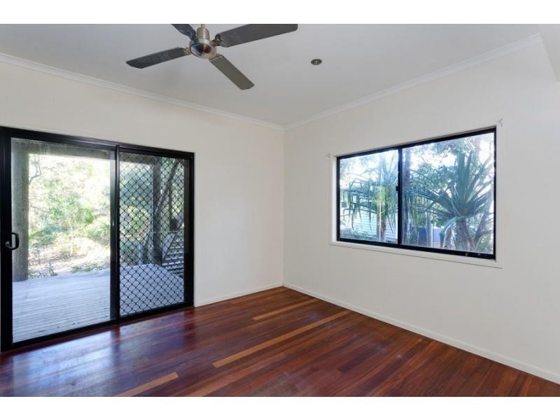25 Naiad Court, Rainbow Beach QLD 4581