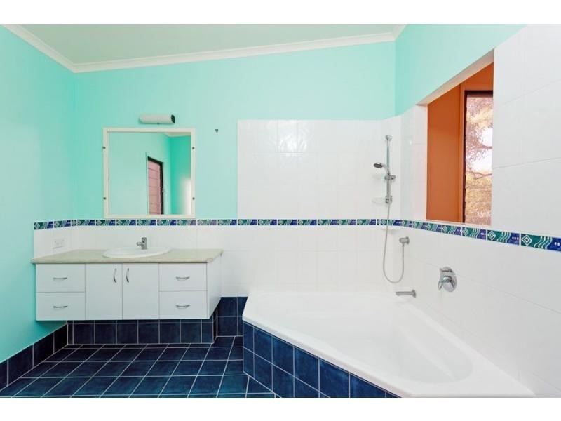 25 Naiad Court, Rainbow Beach QLD 4581