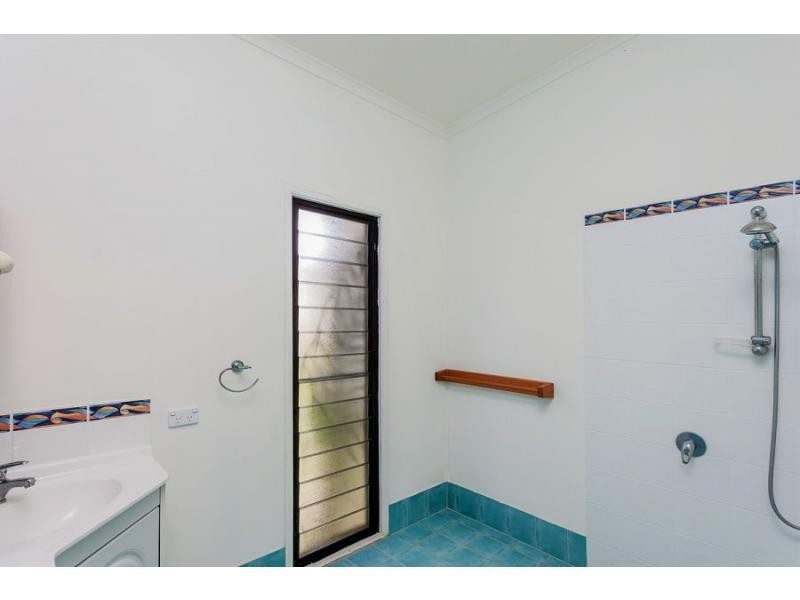 25 Naiad Court, Rainbow Beach QLD 4581