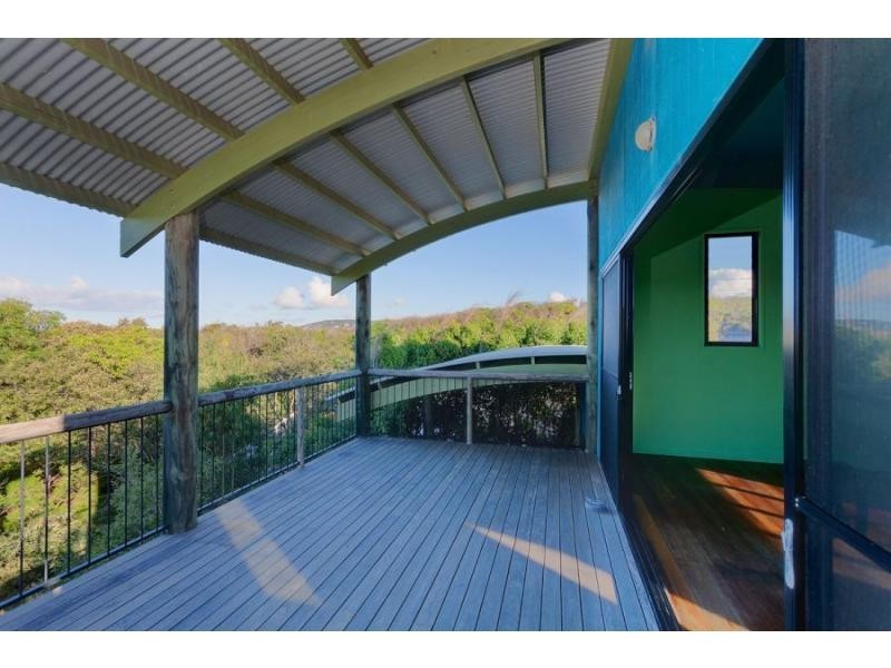 25 Naiad Court, Rainbow Beach QLD 4581