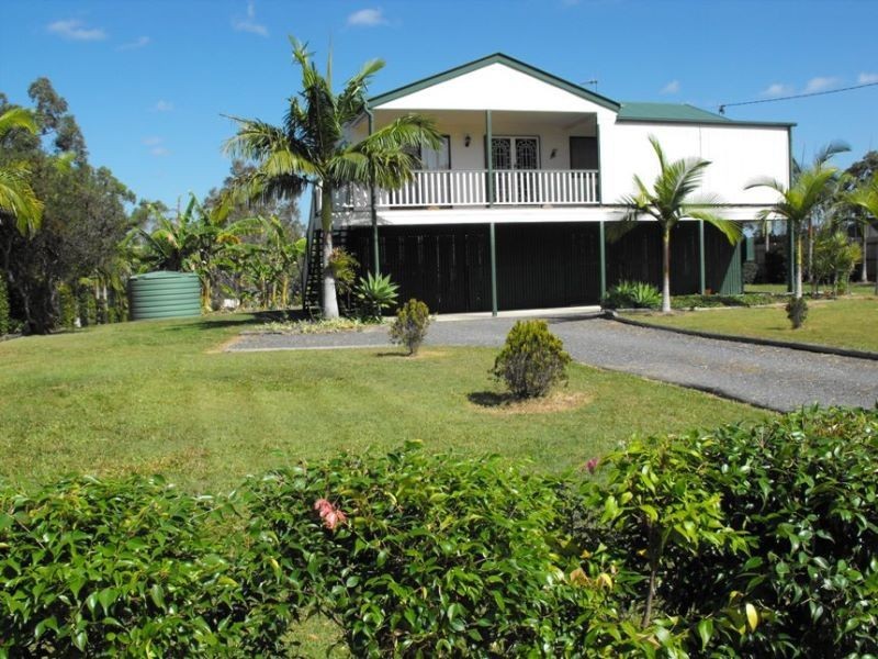 52 Bayside Road, Cooloola Cove QLD 4580