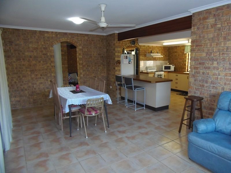 9 Rumbalara Avenue, Rainbow Beach QLD 4581