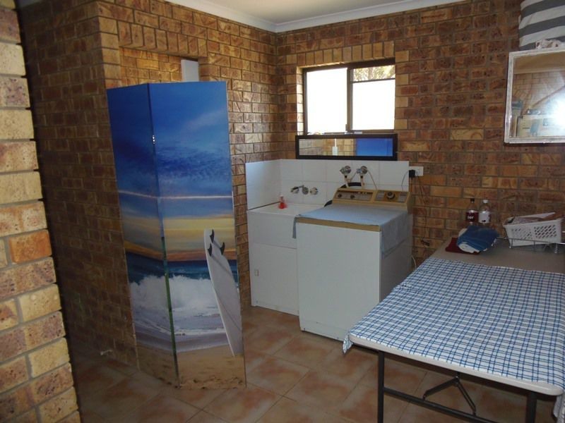 9 Rumbalara Avenue, Rainbow Beach QLD 4581