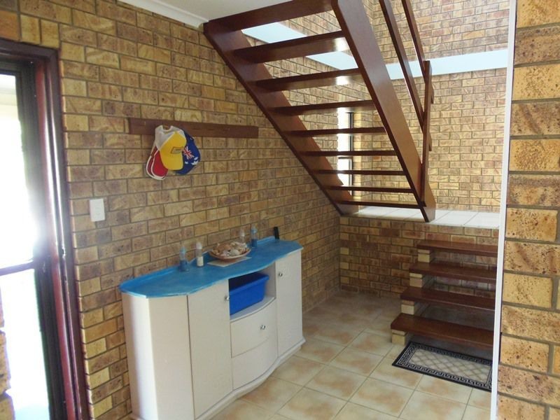 9 Rumbalara Avenue, Rainbow Beach QLD 4581