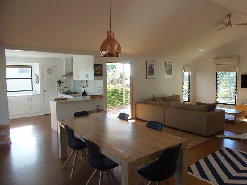 14 Manooka Drive, Rainbow Beach QLD 4581