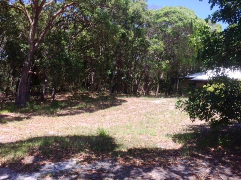 20 Naiad Court, Rainbow Beach QLD 4581