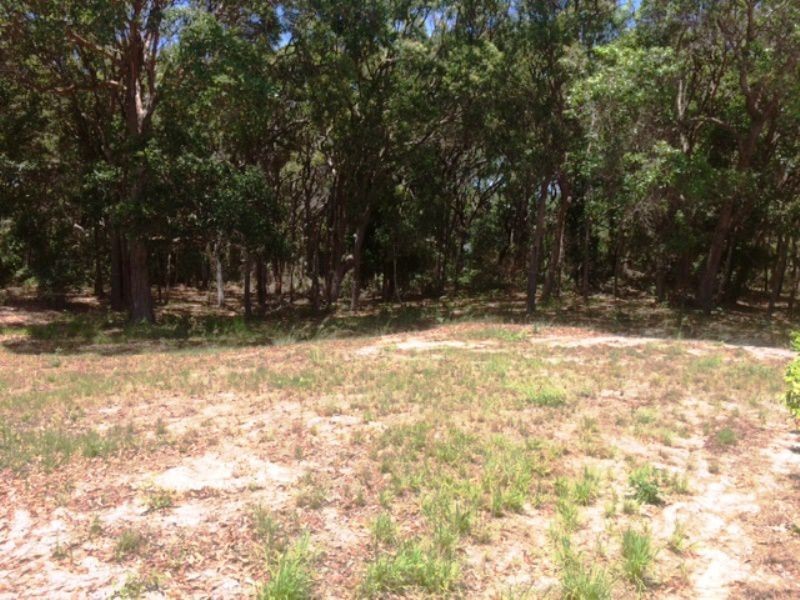 20 Naiad Court, Rainbow Beach QLD 4581