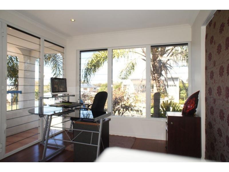 23 Bream Street, Tin Can Bay QLD 4580