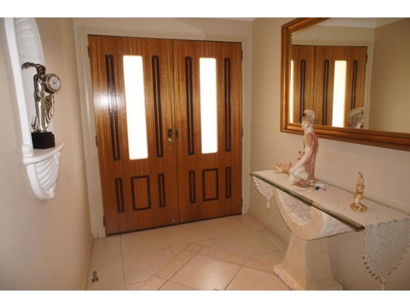 26 Kanimbla Avenue, Cooloola Cove QLD 4580