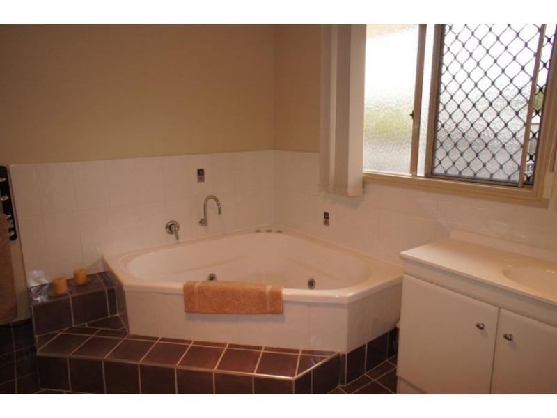 26 Kanimbla Avenue, Cooloola Cove QLD 4580