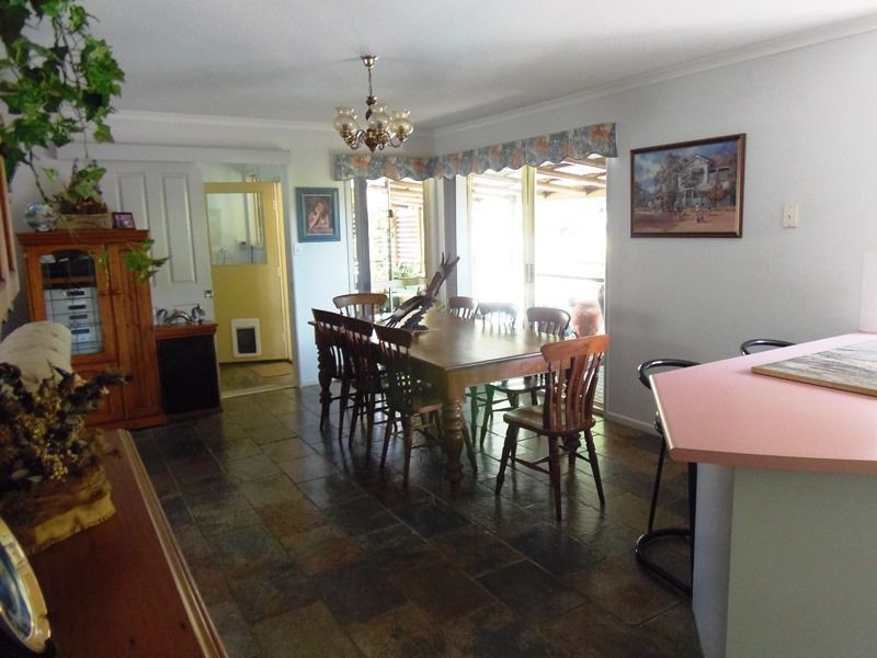 4 Bomburra Court, Rainbow Beach QLD 4581