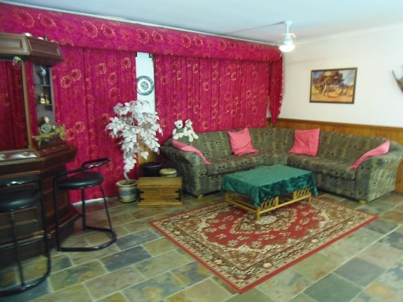 4 Bomburra Court, Rainbow Beach QLD 4581