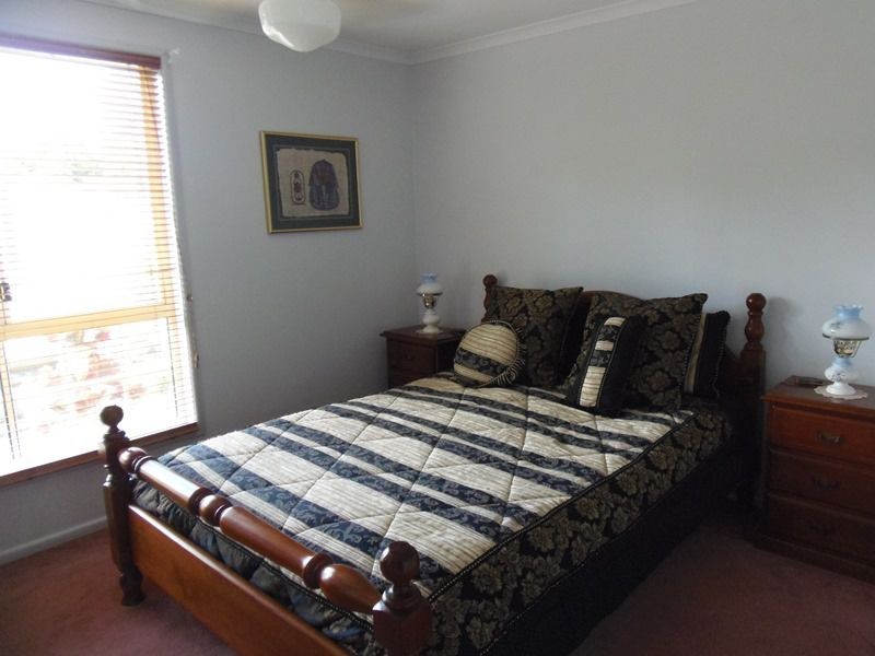 4 Bomburra Court, Rainbow Beach QLD 4581