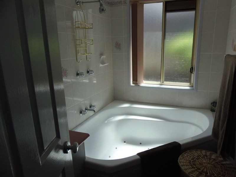 4 Bomburra Court, Rainbow Beach QLD 4581