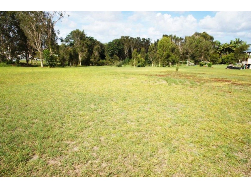 18 Vanguard Court, Cooloola Cove QLD 4580