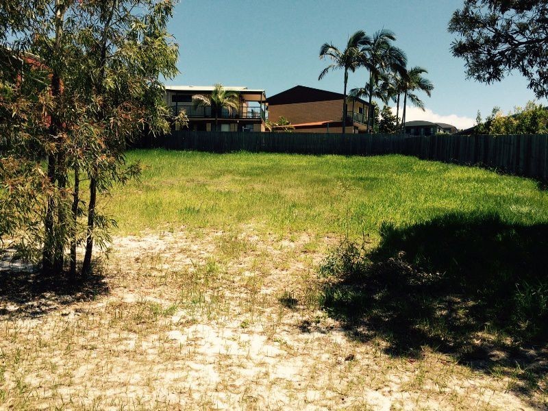7 Carlo Road, Rainbow Beach QLD 4581