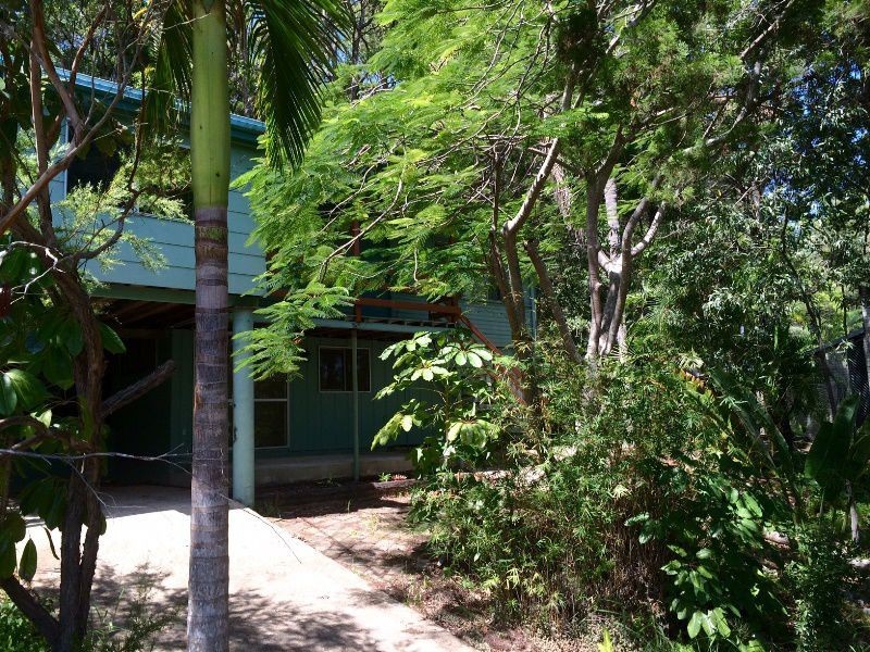 17 Green Valley Drive, Rainbow Beach QLD 4581