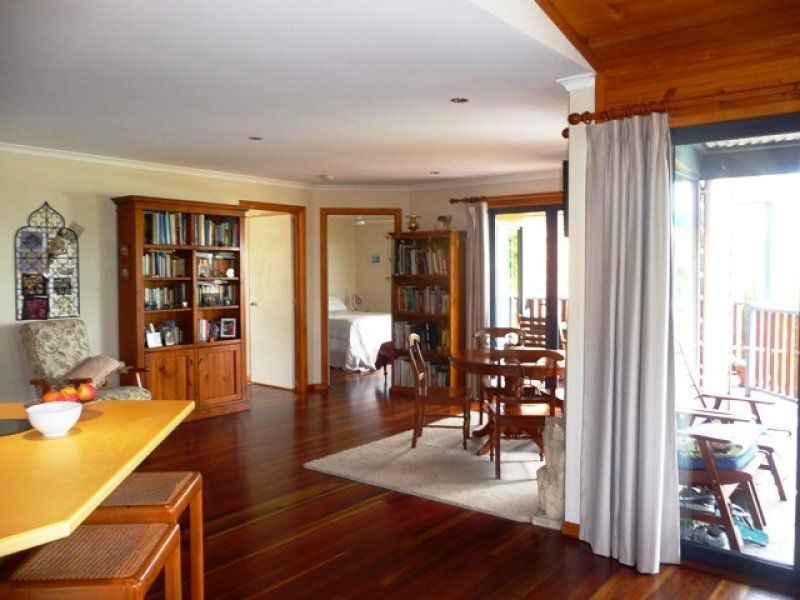 4 Nina Court, Cooloola Cove QLD 4580