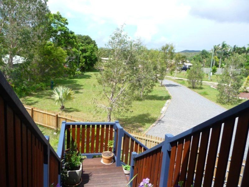 4 Nina Court, Cooloola Cove QLD 4580